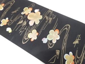 流水に梅模様織り出し　名古屋帯